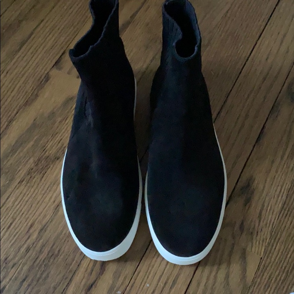 Vince sneakers